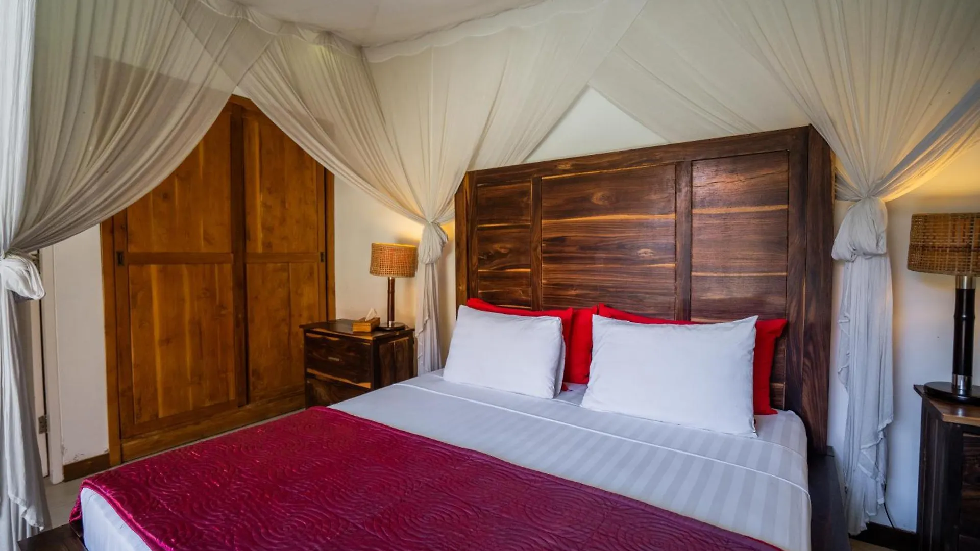 Villa Maxceo - 3Br Poolvilla Near The Beach Canggu