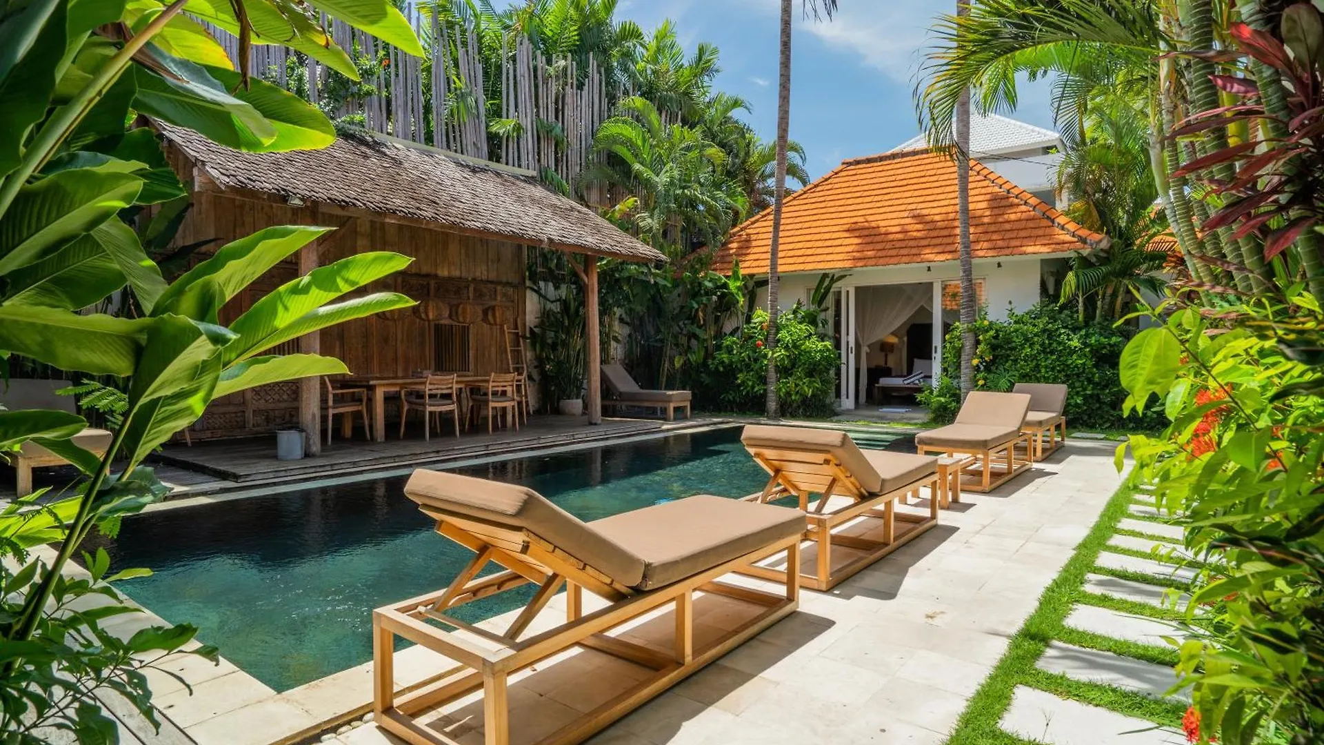 Villa Maxceo - 3Br Poolvilla Near The Beach Canggu
