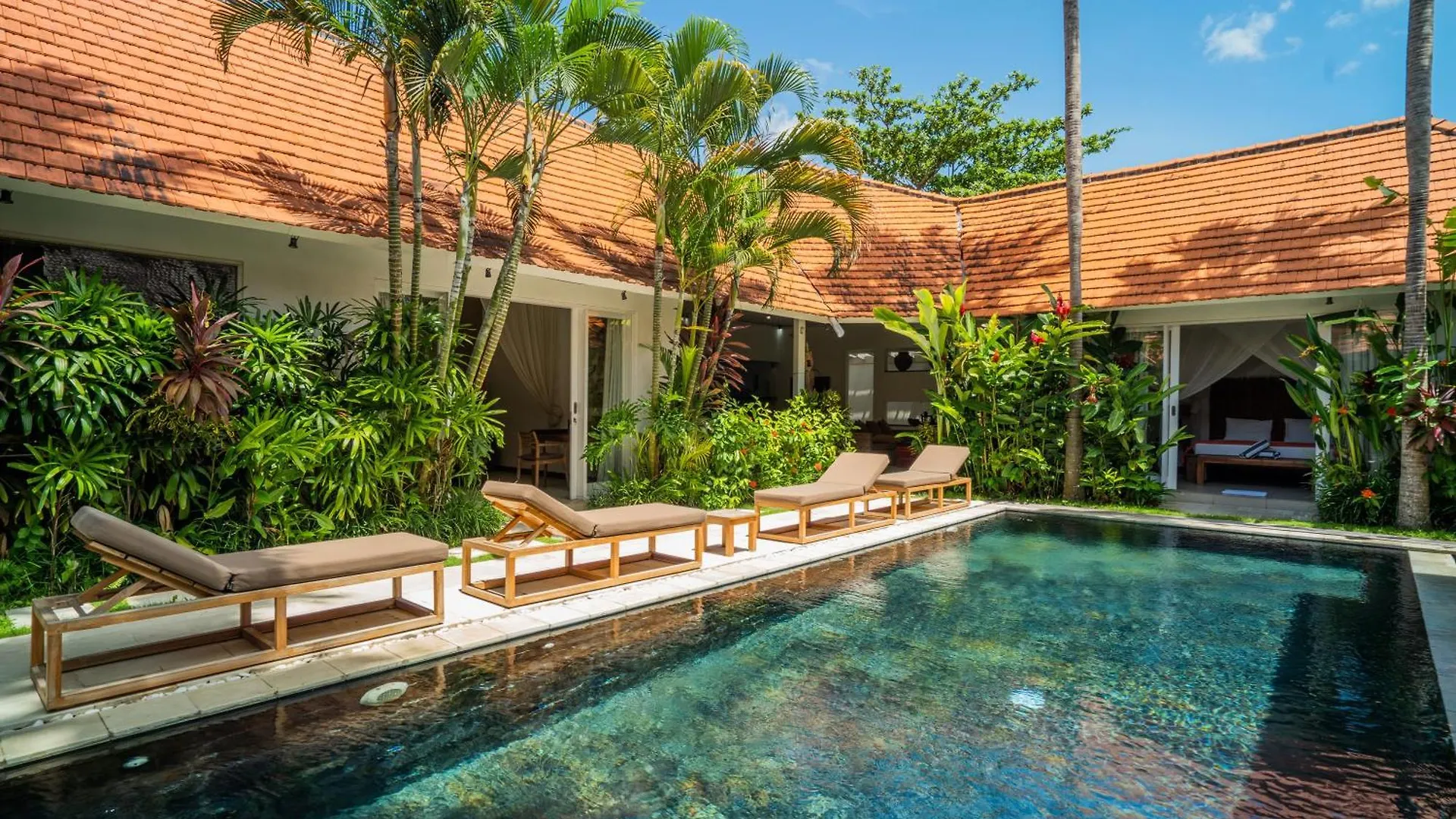 Villa Maxceo - 3Br Poolvilla Near The Beach Canggu