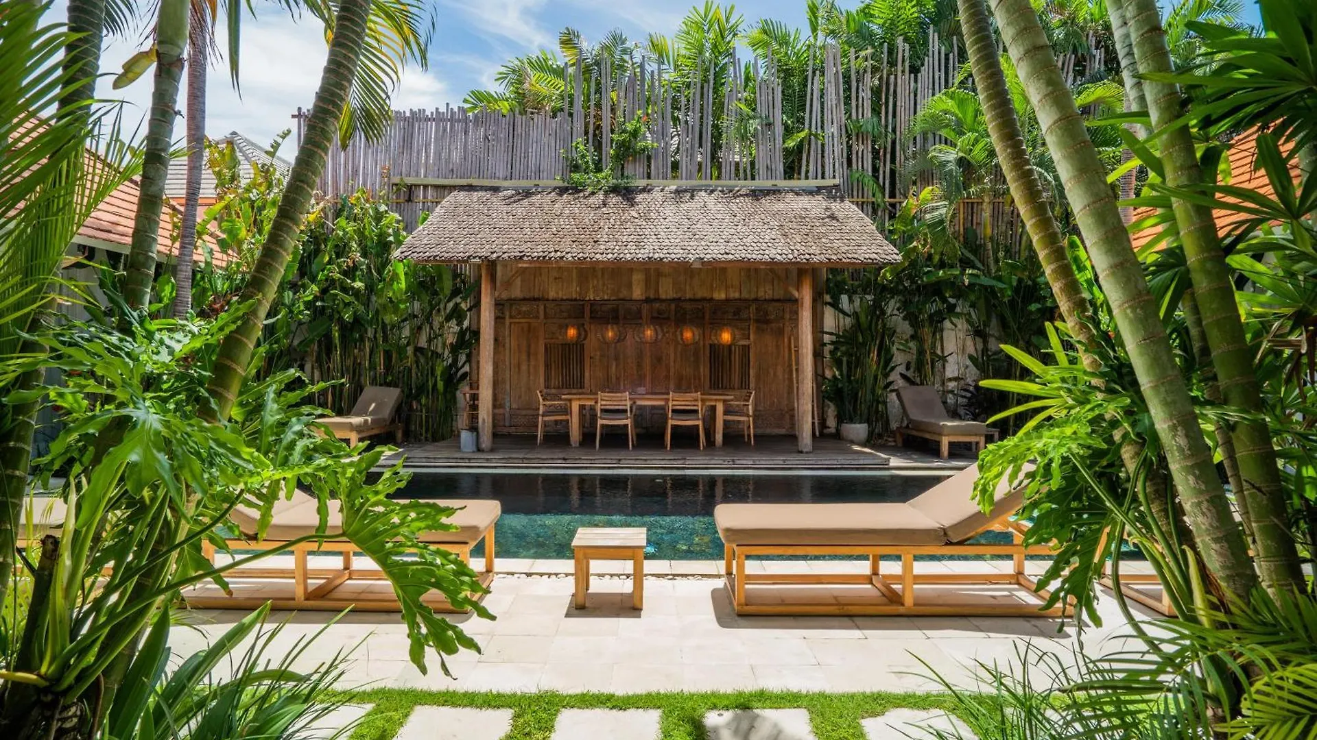 Villa Maxceo - 3Br Poolvilla Near The Beach Canggu