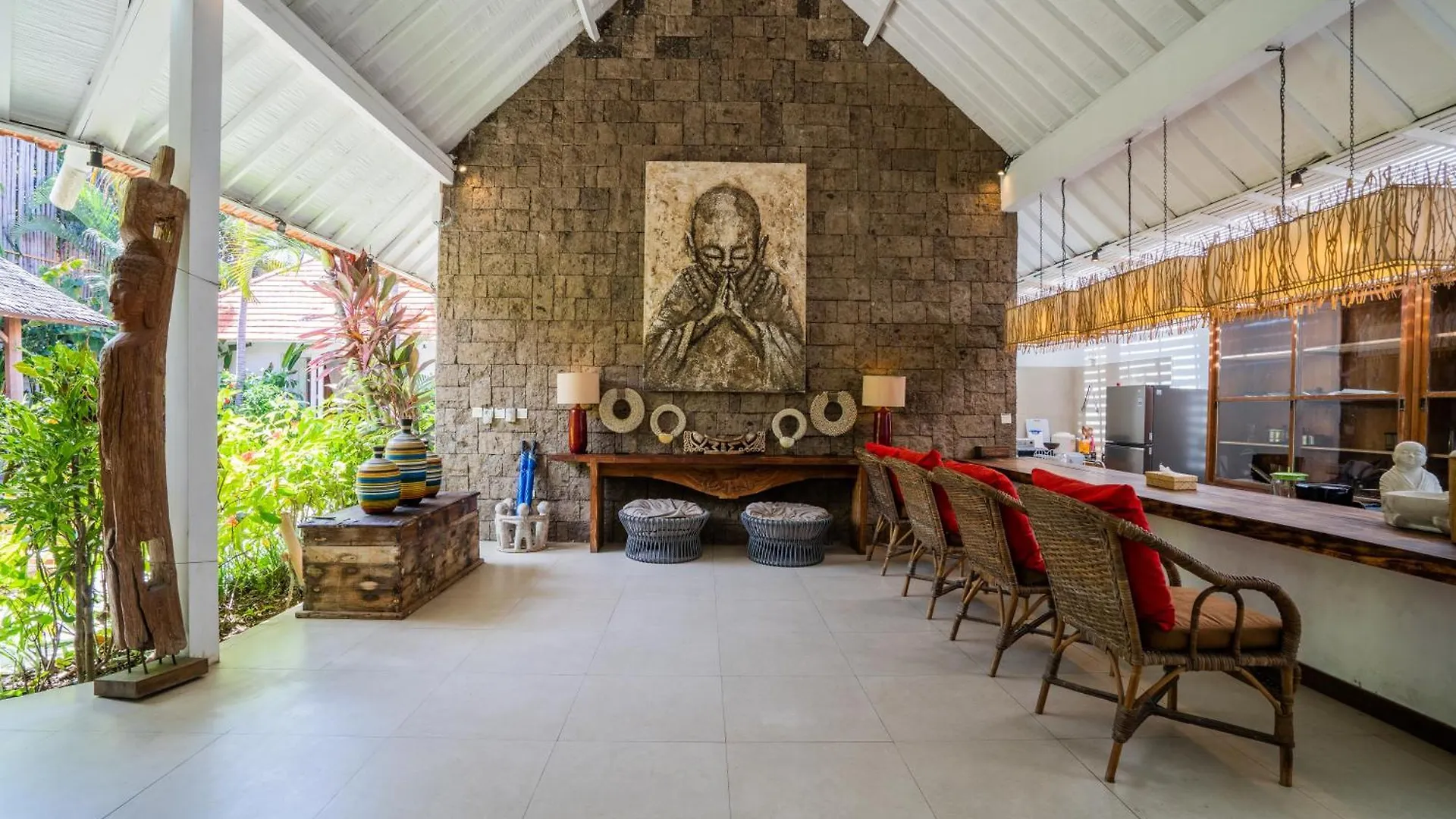 Villa Maxceo - 3Br Poolvilla Near The Beach Canggu  Indonesia