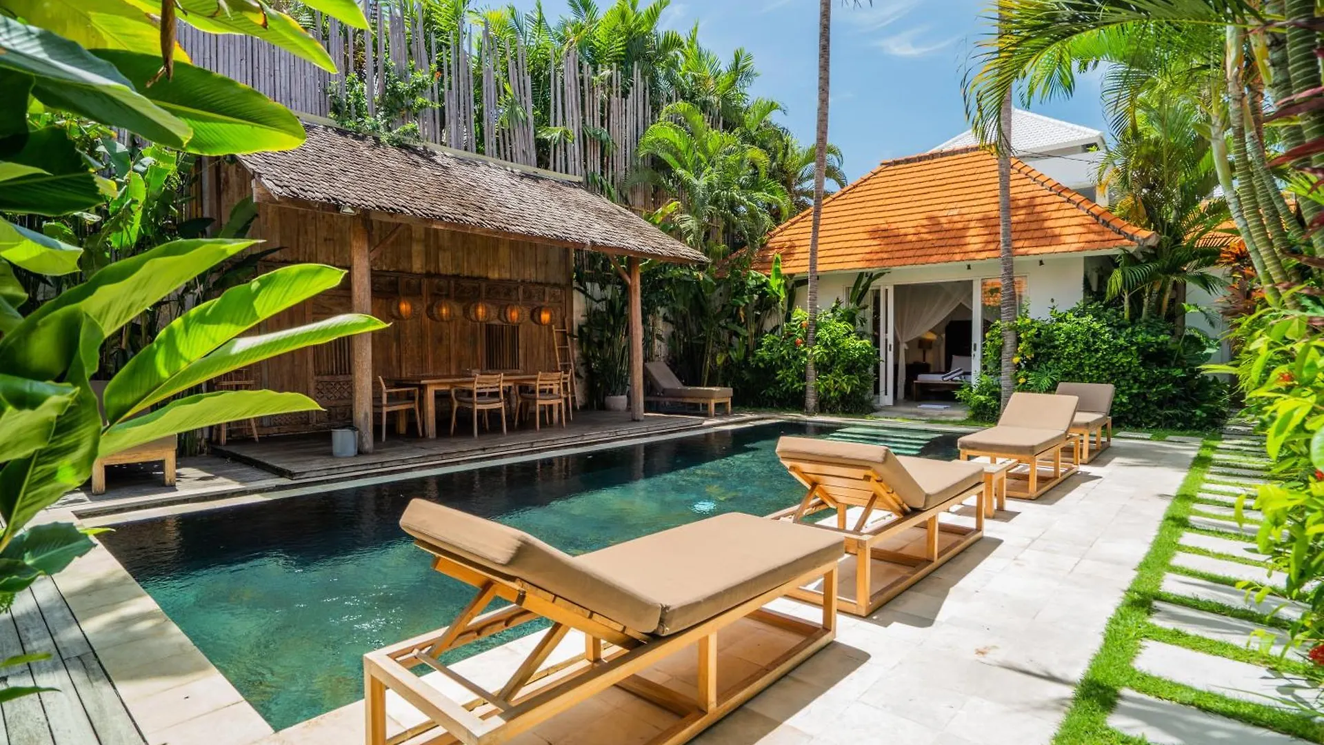 Villa Maxceo - 3Br Poolvilla Near The Beach Canggu  0*, Canggu (Bali) Indonesia