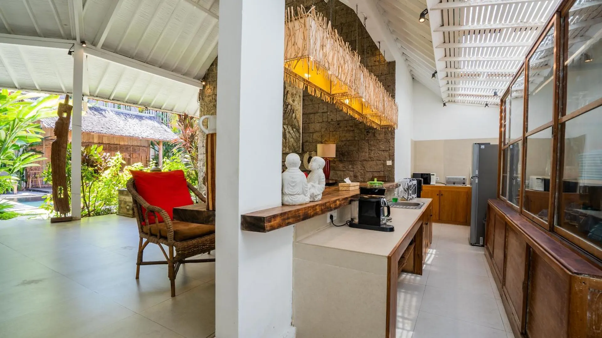 Villa Maxceo - 3Br Poolvilla Near The Beach Canggu