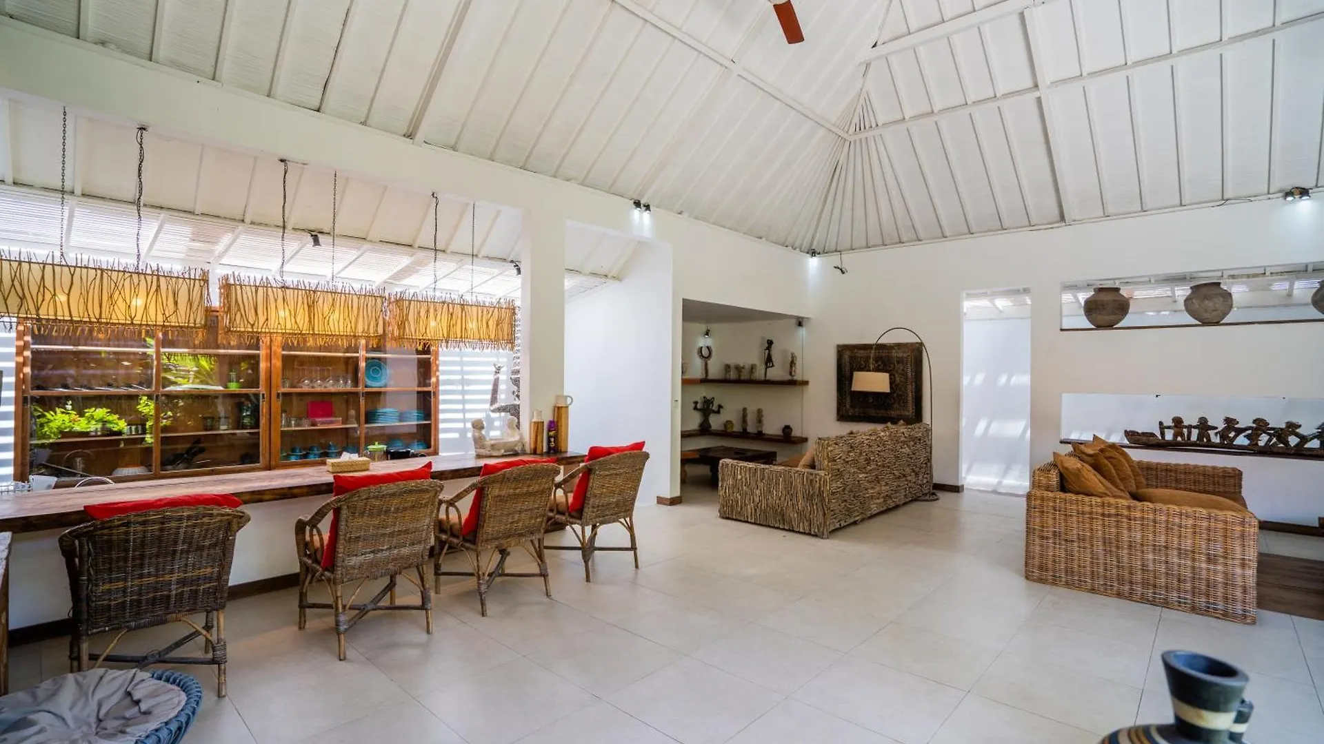 Villa Maxceo - 3Br Poolvilla Near The Beach Canggu  0*, Canggu (Bali)
